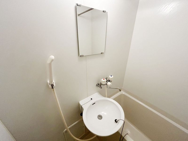 レオパレスクレール本内 洗面台