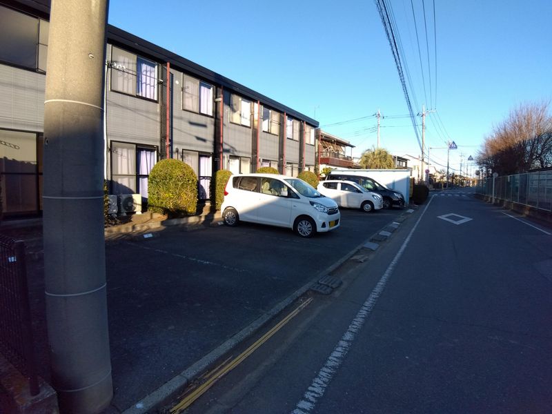 レオパレスドリームⅡ 駐車場