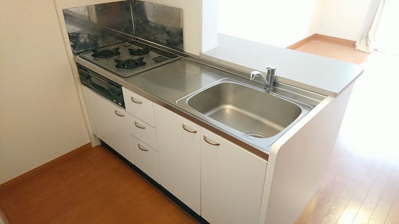 レオパレスフトゥーロ キッチン