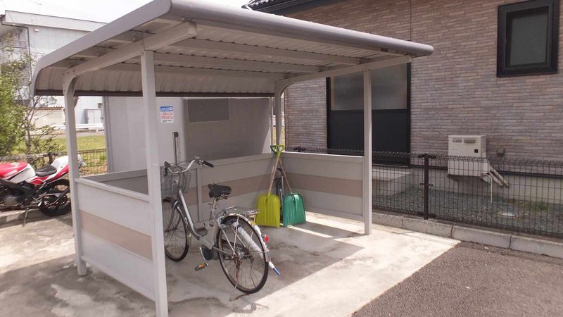 レオパレス松代海津 共用部分