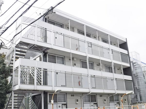 レオパレスチェリー 外観