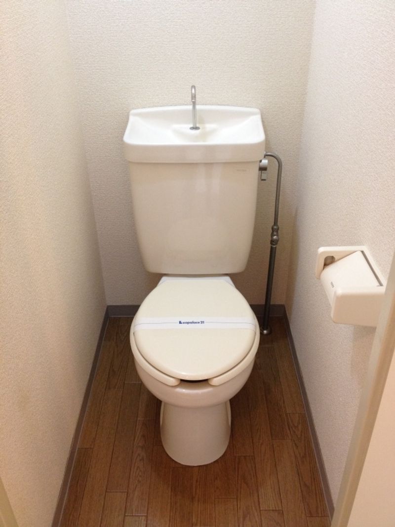 レオパレスサカエⅠ トイレ