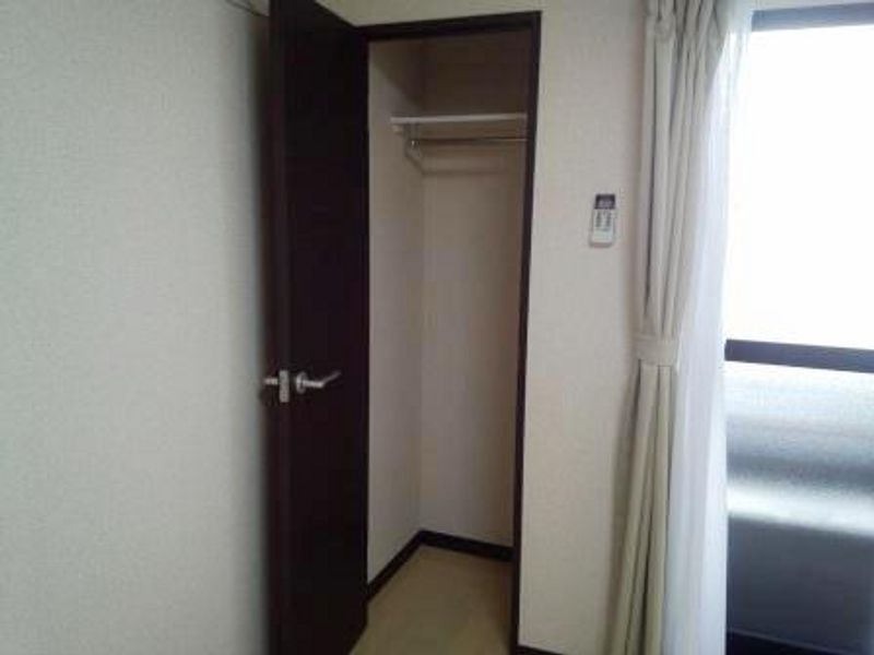 レオネクストすみれ 収納