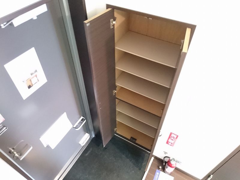 LEONEXT Naha Nishi Kouko Mae 储物空间