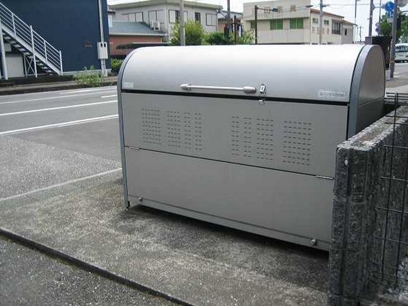 レオパレス弥生 共用部分