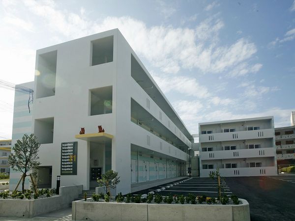 レオパレス経塚 外観