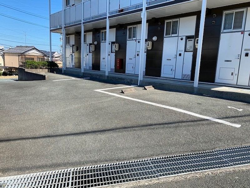 レオパレスＬ．フェリース 駐車場