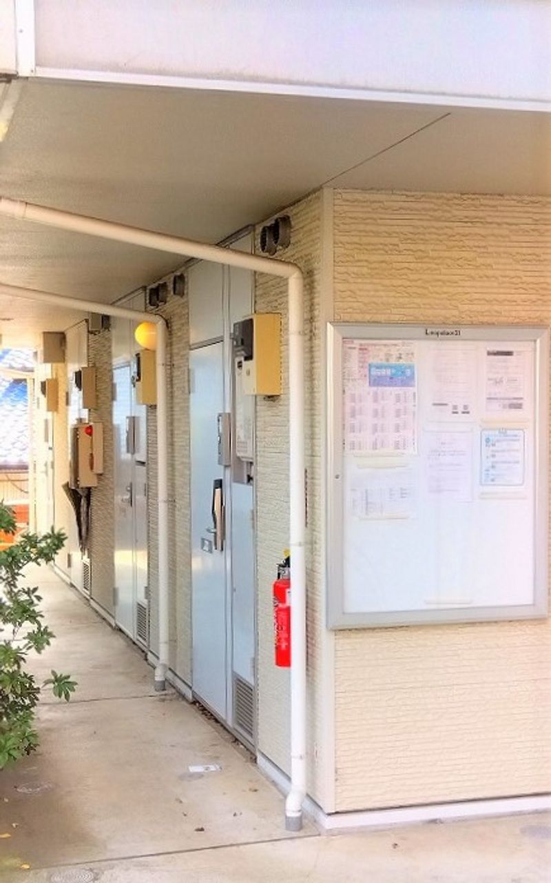 レオパレス空 エントランス