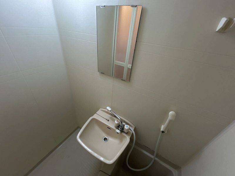 レオパレスウイング北坂戸 洗面台