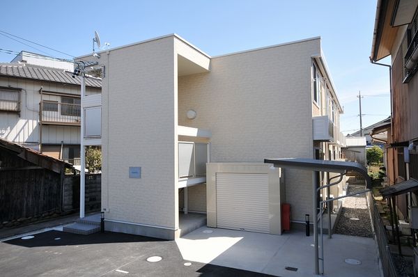 レオパレスあかほり宿 外観