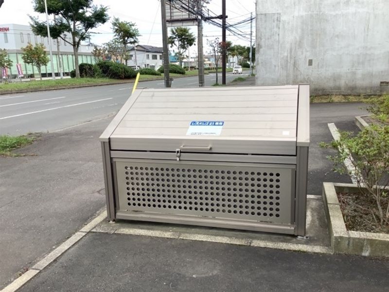 レオパレス若松町 共用部分