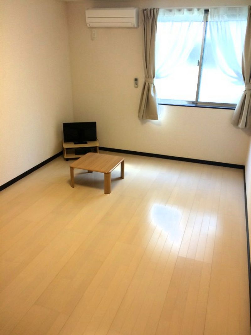 レオネクストエスプリットテラス 居間