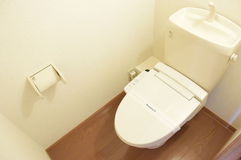 レオパレス郷 トイレ