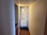 レオパレスＫ−ウッズ 玄関