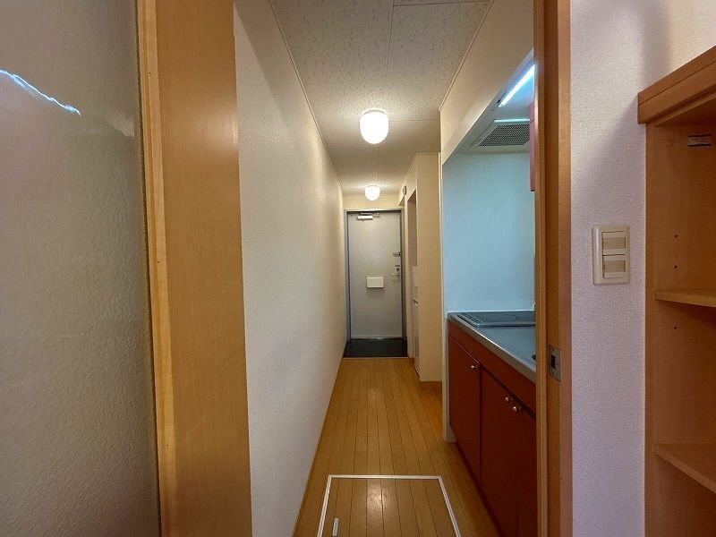 レオネクストやまと 玄関