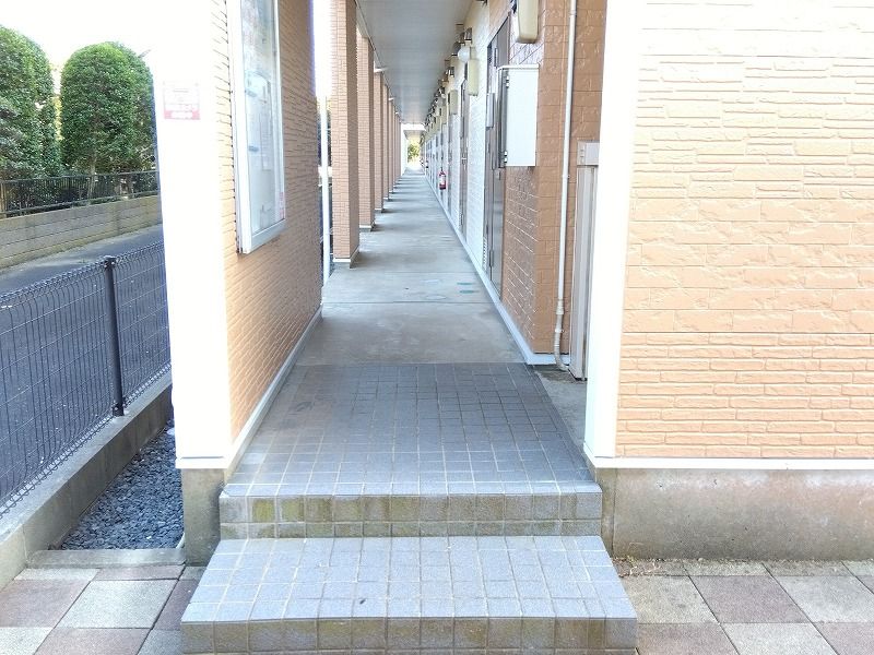 レオパレスサンライズビューＡ エントランス
