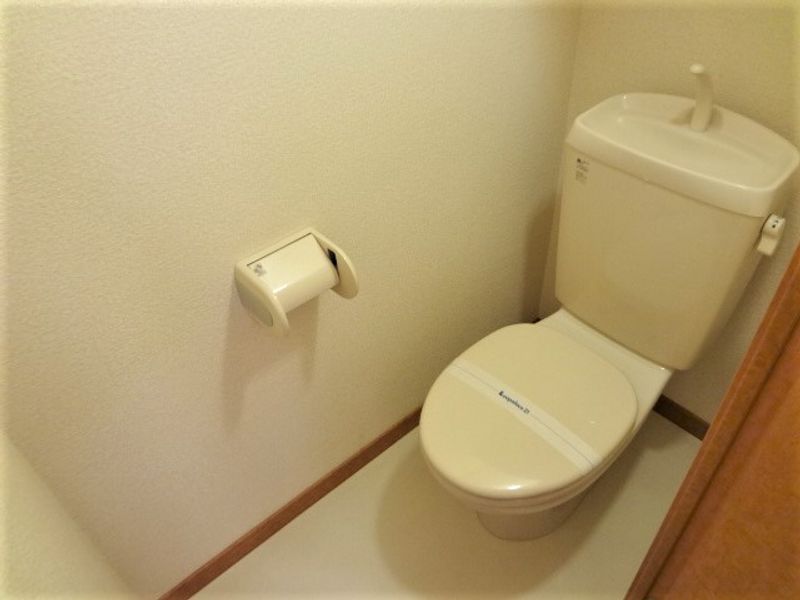 レオパレスオリーブの木 トイレ