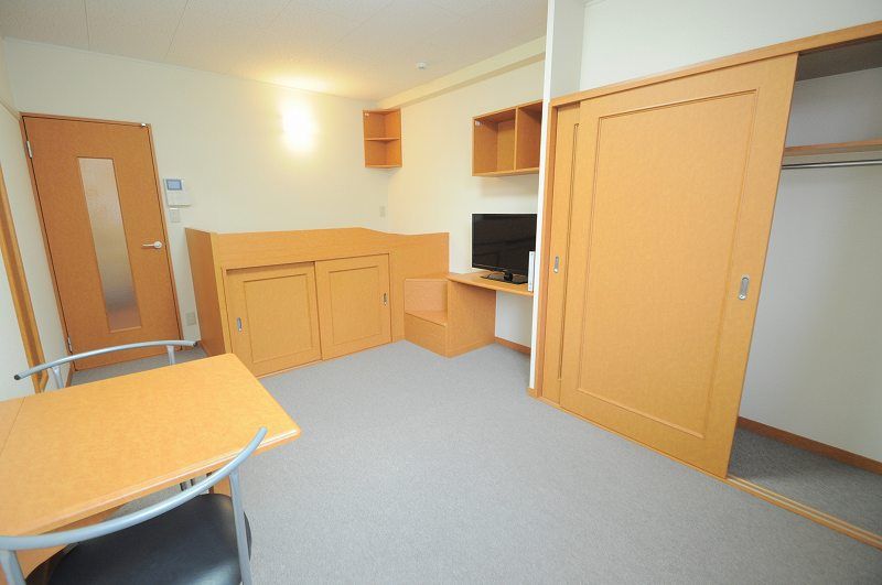 レオパレス中屋敷Ｂ 居間