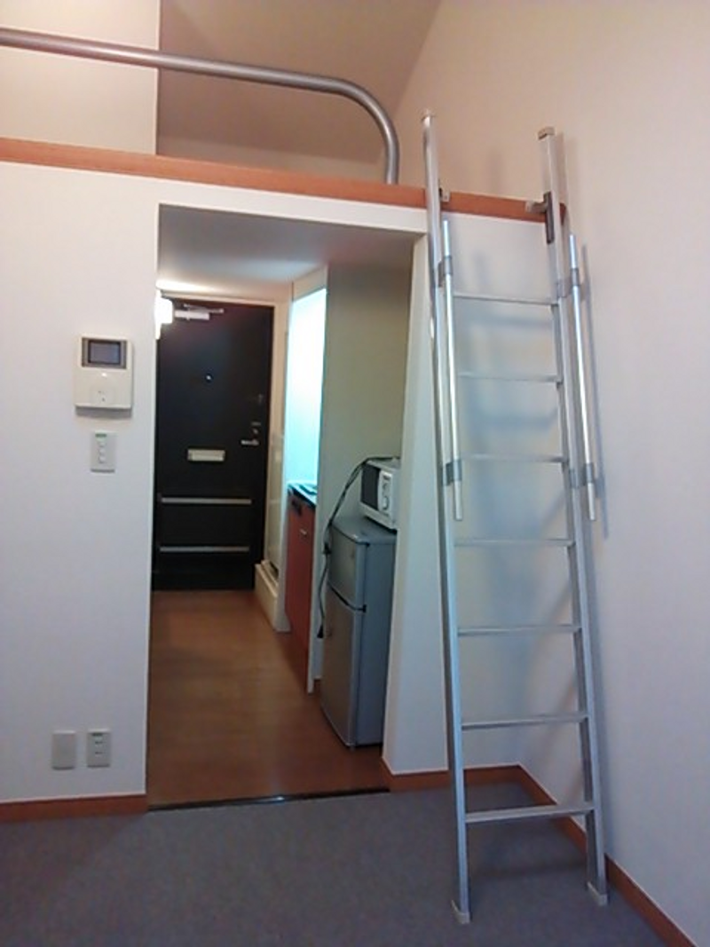 レオパレスＳ．Ｆ 居間