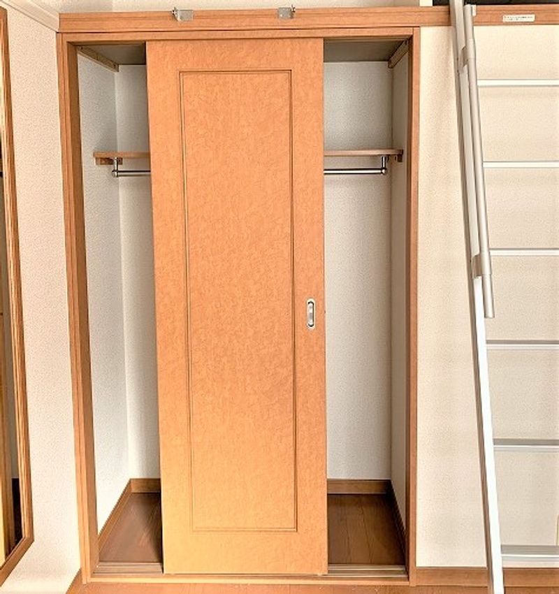 レオパレスサンシティー 収納