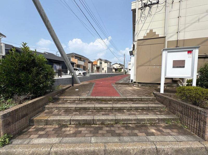 レオパレスＦｉｒｓｔ１００ エントランス