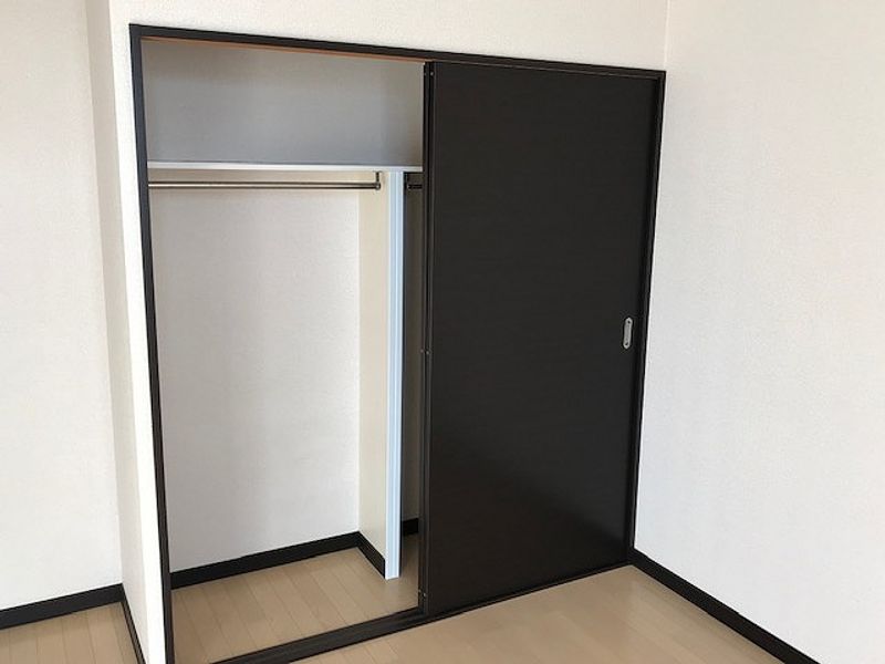レオネクストエスポワール中沢 収納