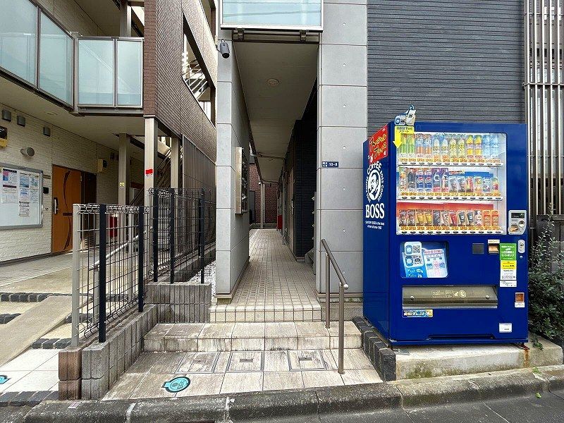 ミランダＬＵＡＮＡ エントランス