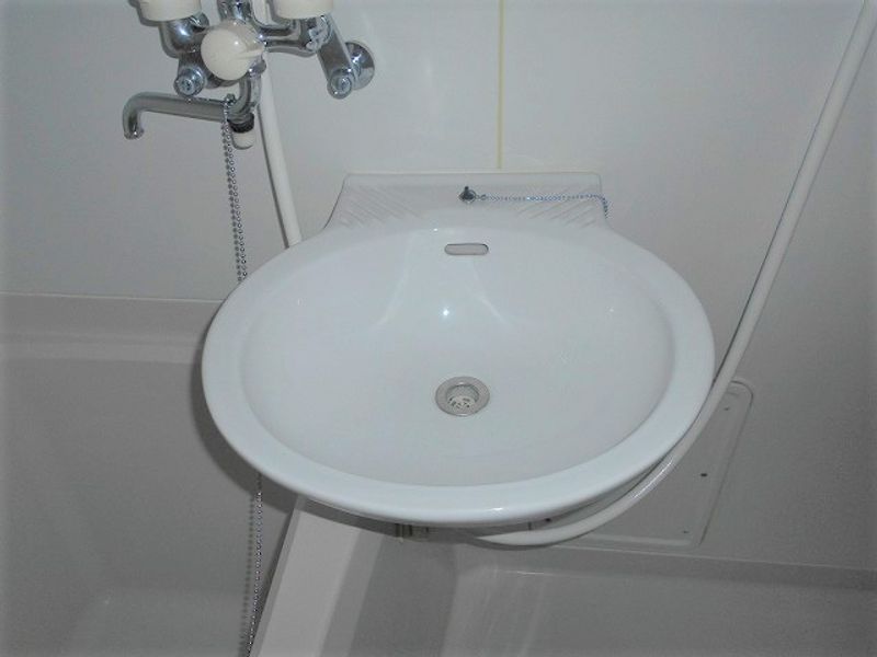 レオパレスアモロッソ 洗面台