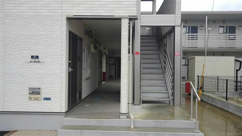 クレイノルーチェⅥ エントランス