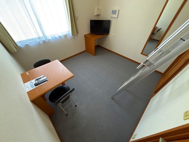 レオパレスレガーロ中十条 居間