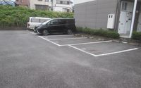 レオパレスマリオ 駐車場