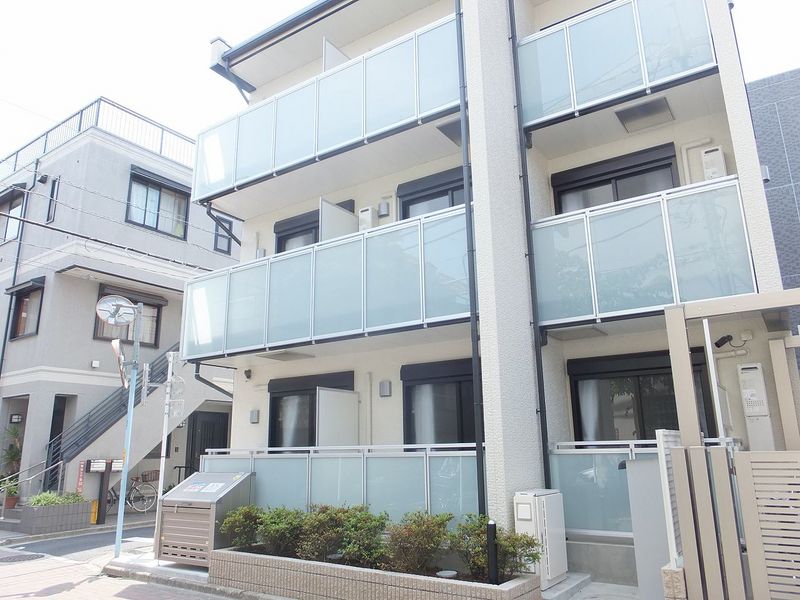 レオネクストローリエ 外観
