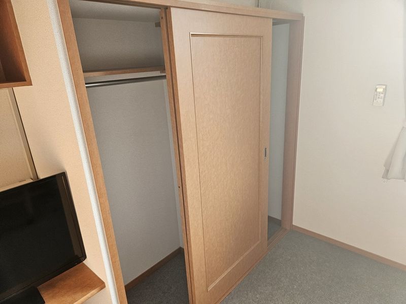 レオパレス桐ノ水 収納