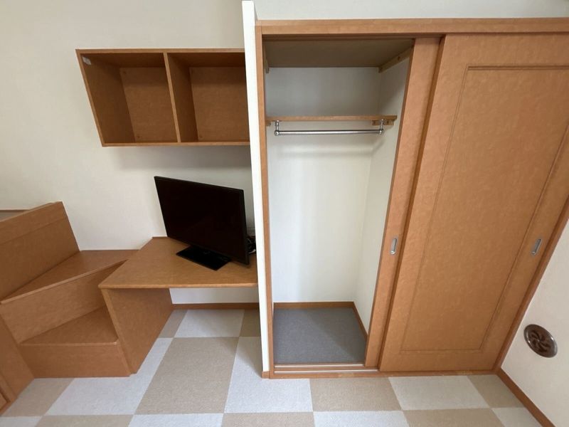 レオパレスラピュタ 収納