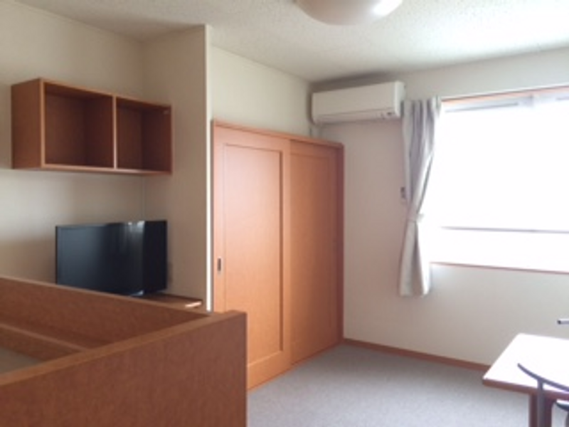 レオパレスジョイアスⅠ 居間