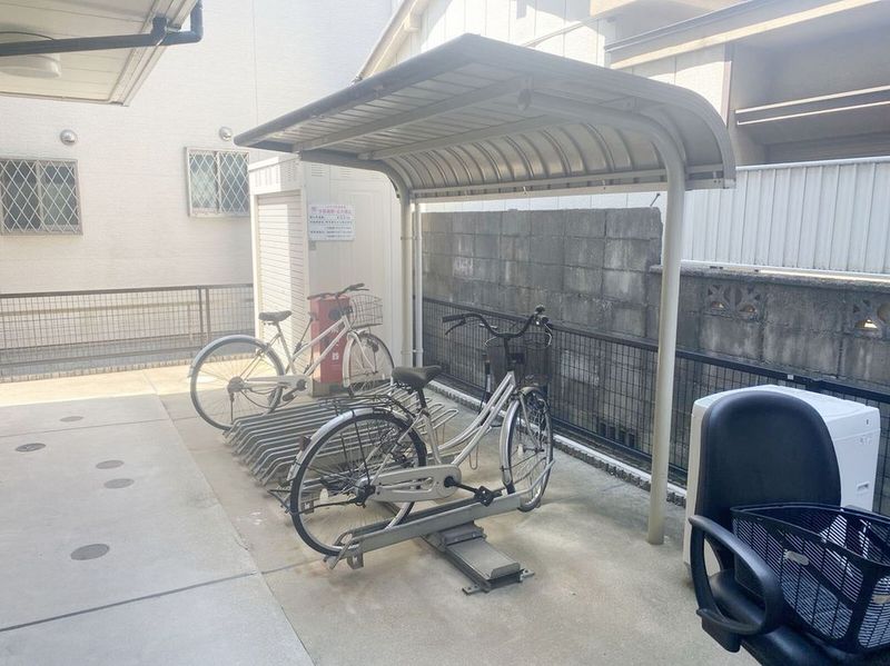 レオパレスＫＡＧＯＨＡＲＡ 共用部分