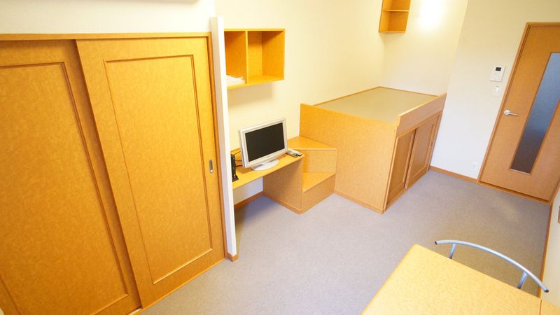レオパレスグリーンウッド 居間