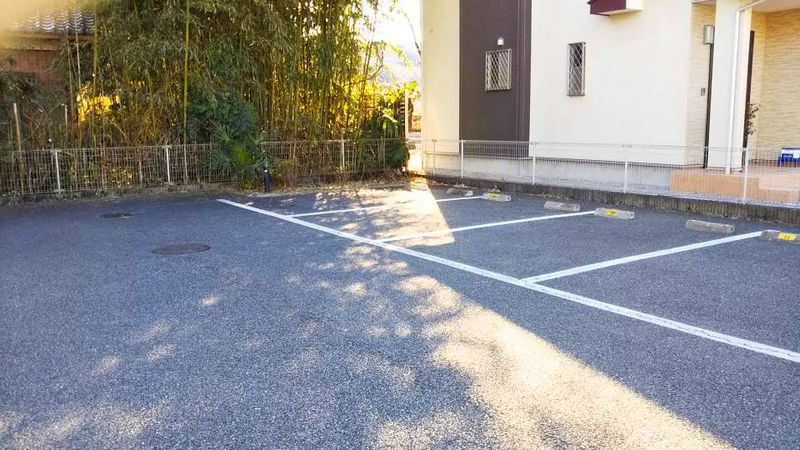 レオネクストストリームブライト 駐車場