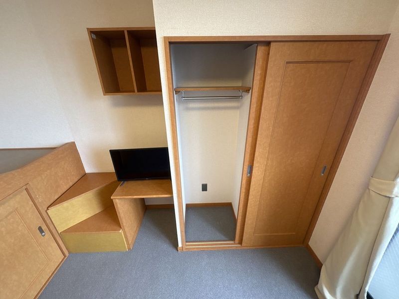 レオパレスハーバーサイドＷ棟 収納