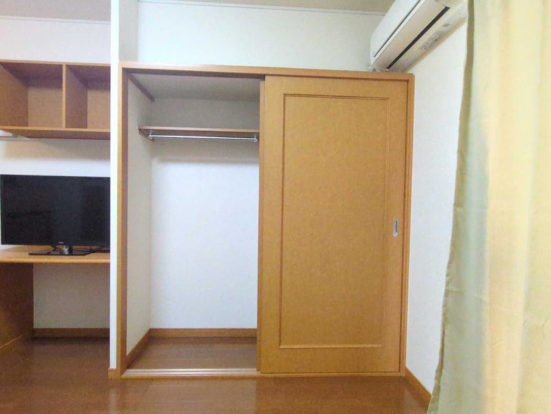 レオパレスサニーハイツⅡ 収納