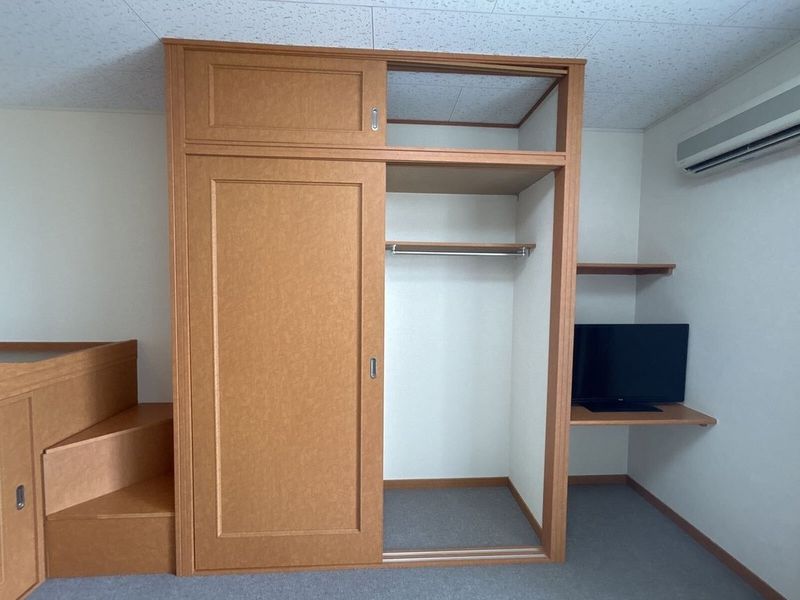 レオパレスカサ　エスペランサ 収納