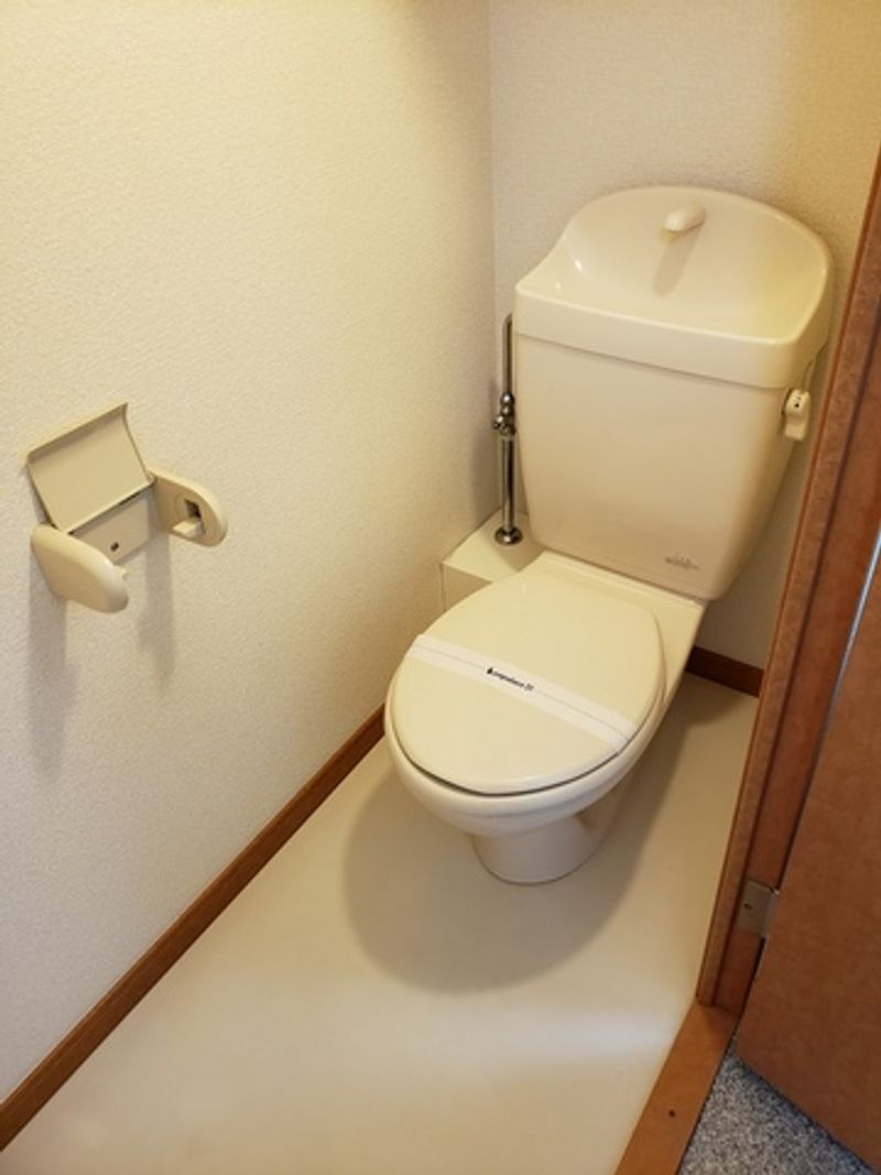 レオパレス広町 トイレ