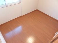 レオパレスケンジ 居間
