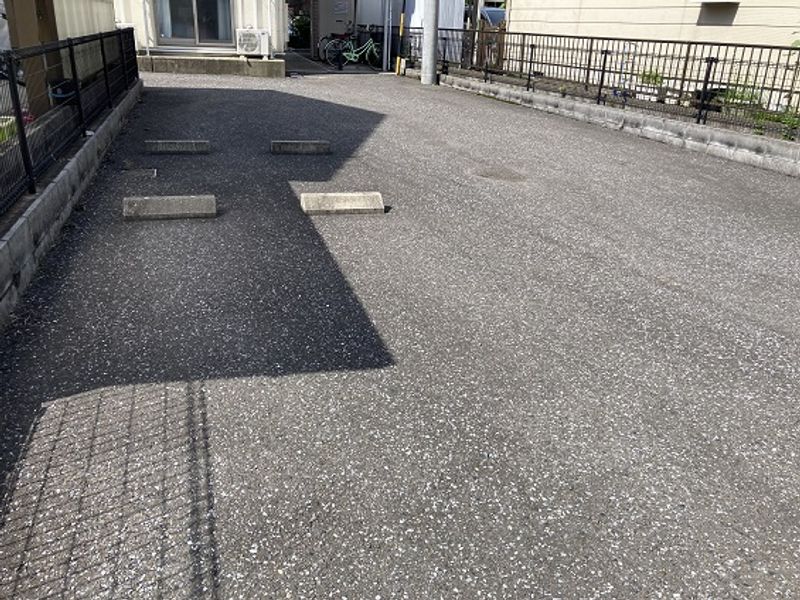 レオネクストゆず 駐車場