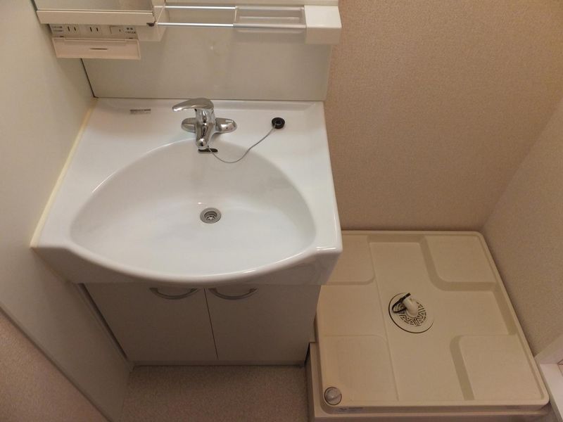 レオネクストサンシャイン　利府 洗面台