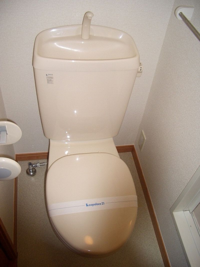 レオパレスひねもす トイレ