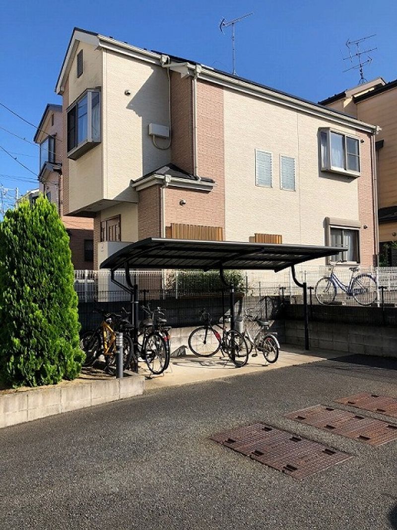 レオパレス市川原木 共用部分