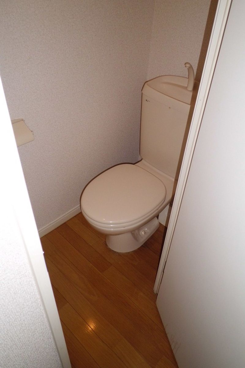 レオパレスカメリア壱番館 トイレ