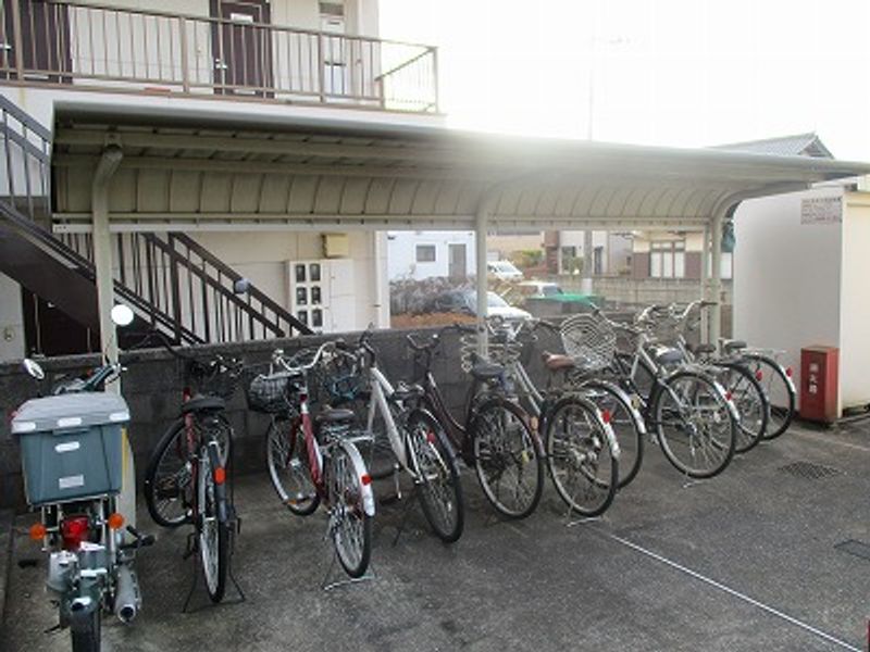 レオパレスコテナン阿見Ｂ 共用部分