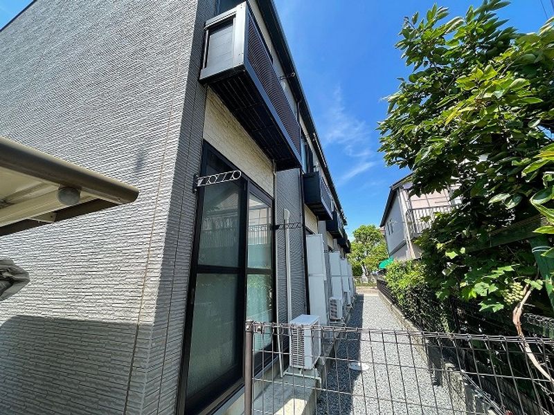 レオパレスモワ　ピエス バルコニー